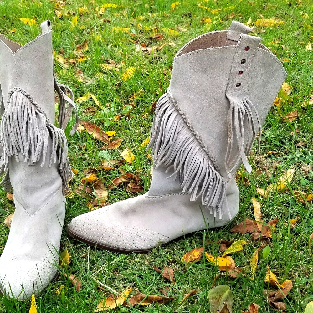 Suade boots
